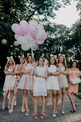 Finalize the guest list - Steps to Plan An Unforgettable Hen Party